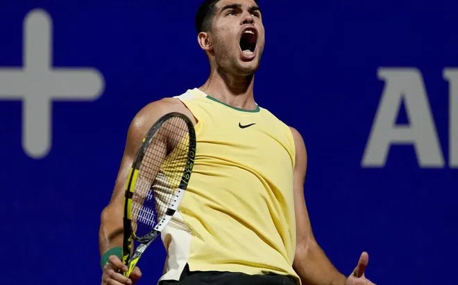 Thầy của Alcaraz phản ứng trước tham vọng lật đổ Djokovic