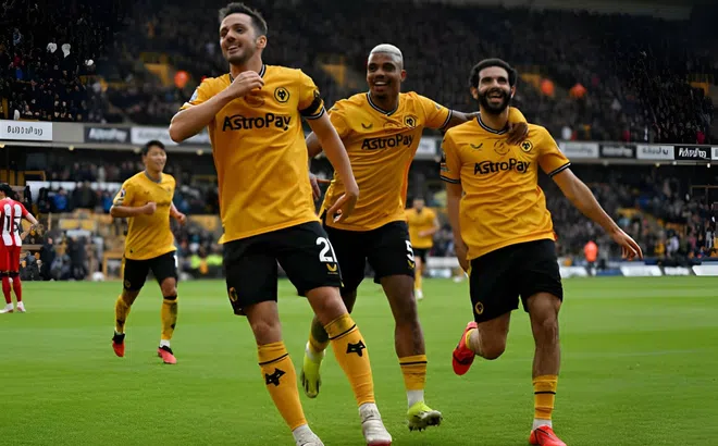 Chiến thắng tối thiểu trước Sheffield, Wolves vươn lên vị trí thứ 8 Ngoại hạng Anh