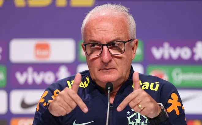HLV Brazil bị chỉ trích thậm tệ vì gọi kẻ hiếp dâm Robinho là người tuyệt vời