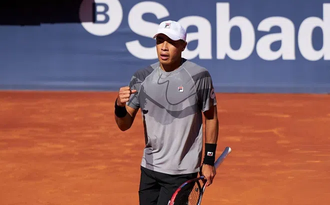 Tay vợt gốc Việt tạo nên cú sốc lớn nhất Barcelona Open 2024