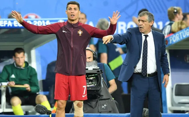John O'Shea: 'Ronaldo có thể là HLV Bồ Đào Nha trong tương lai'