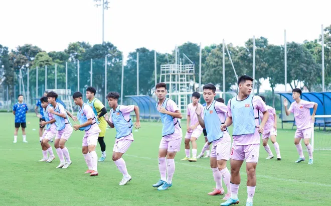 30 cầu thủ lên tuyển chuẩn bị đá giải Đông Nam Á