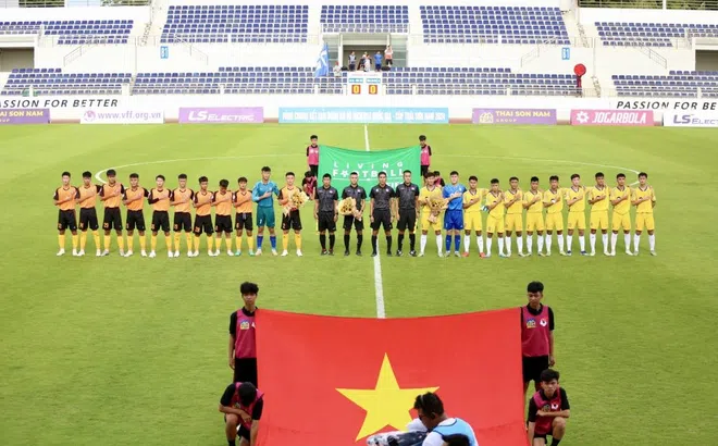 VIDEO: Khai mạc VCK giải bóng đá Vô địch U17 quốc gia
