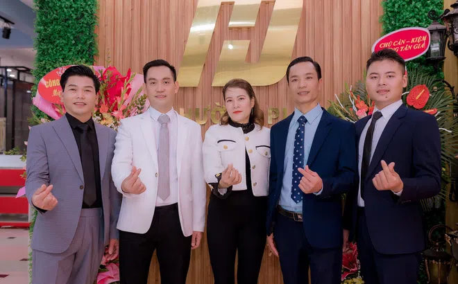 Dự Hường Plaza tưng bừng khai trương showroom thiết bị vệ sinh tại Hà Nội