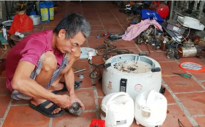 Kinh tế khó khăn - Nghề sửa chữa gia dụng lên ngôi