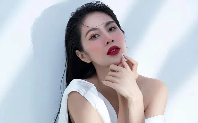Động thái của Thủy Tiên trong ngày đầu xét xử bà Phương Hằng