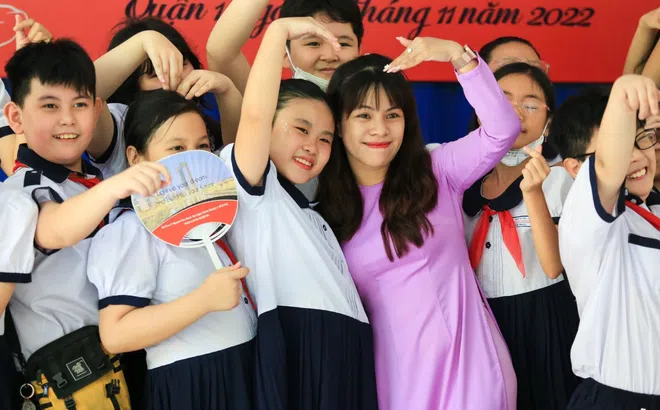 Cách tính lương giáo viên sau khi cách tiền lương 2024 theo Nghị quyết 27/NQ-TW năm 2018