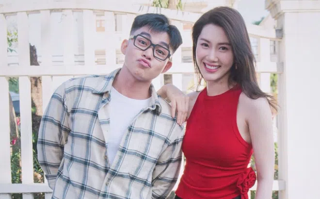 Thúy Ngân khoe nhan sắc rạng rỡ, tái hợp với Jun Phạm trong dự án phim mới