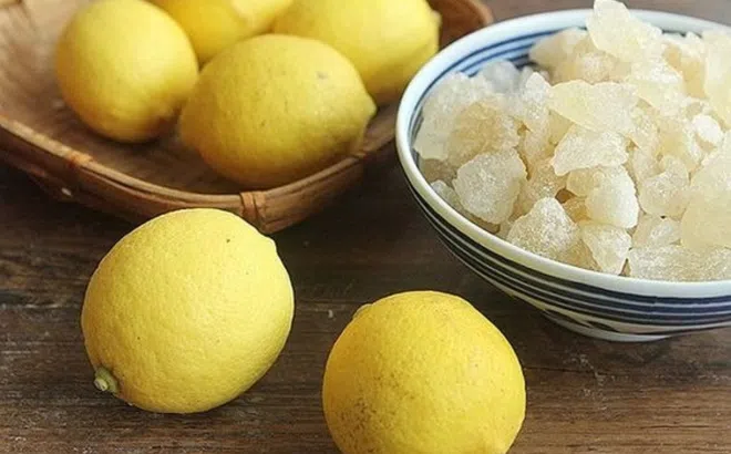 1 loại quả có sẵn trong tủ, mỗi sáng uống kèm thứ này giúp đánh bay mỡ lại vừa đẹp da chị em nên biết