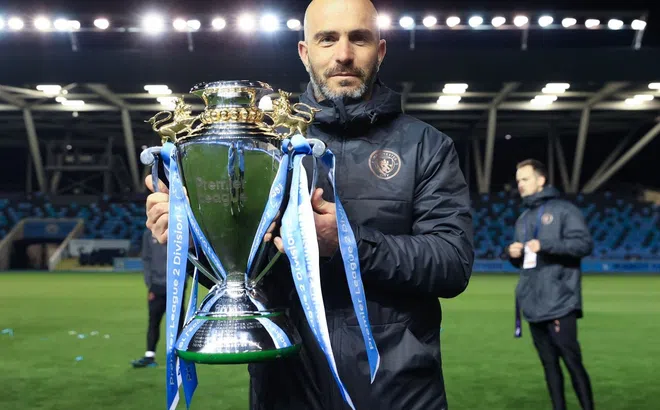 Giúp Leicester vô địch, HLV Enzo Maresca lập tức 'có cửa' dẫn CLB vĩ đại châu Âu