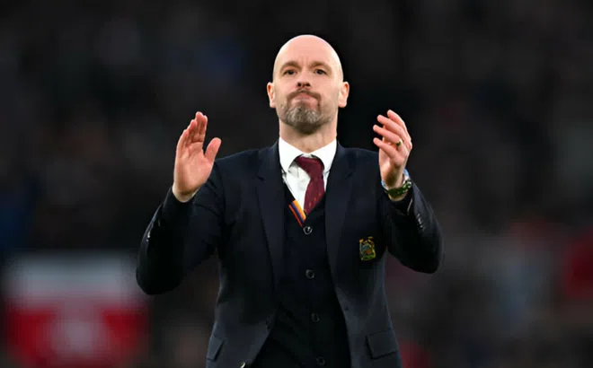 Erik ten Hag xác nhận MU muốn ký hợp đồng với tiền đạo ghi 43 bàn/mùa