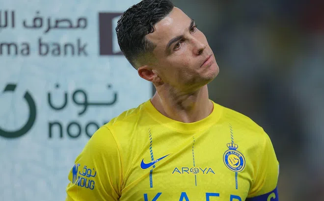 Không thể cản được, Ả Rập quyết thâu tóm cái tên chỉ ngán mỗi Ronaldo