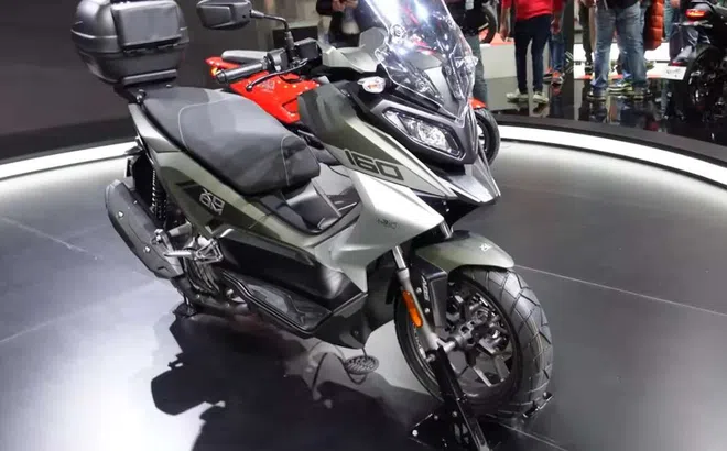 Tin xe hot 28/1: ‘Kẻ huỷ diệt Honda Air Blade 160’ ra mắt giá 33 triệu đồng, trang bị ngang cơ SH