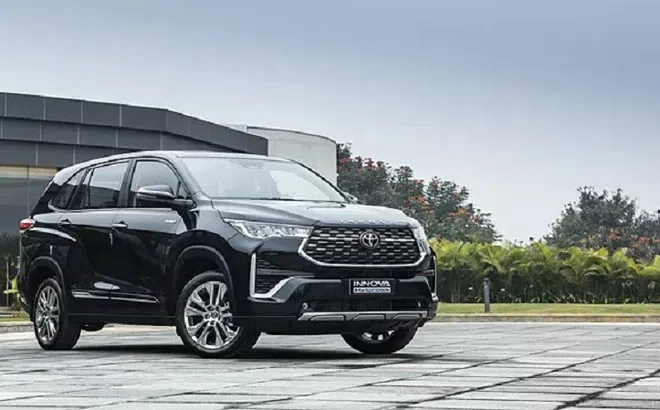 Tin xe trưa 26/3: Toyota Innova Hycross ra thêm phiên bản mới vượt trội Mitsubishi Xpander