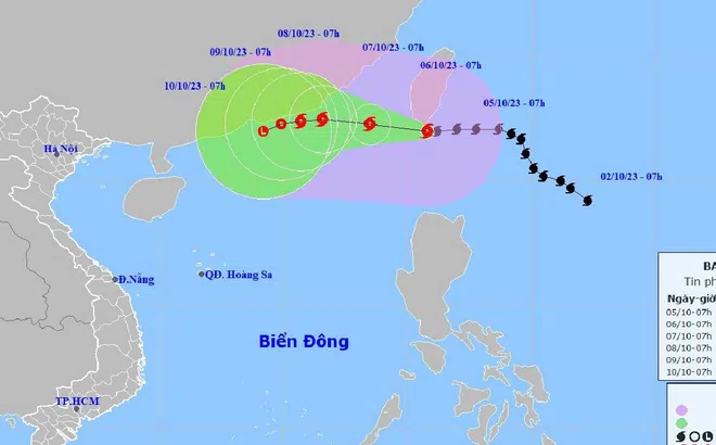 Tin bão: Bão Koinu tiến vào biển Đông với sức gió mạnh cấp 14, giật cấp 17