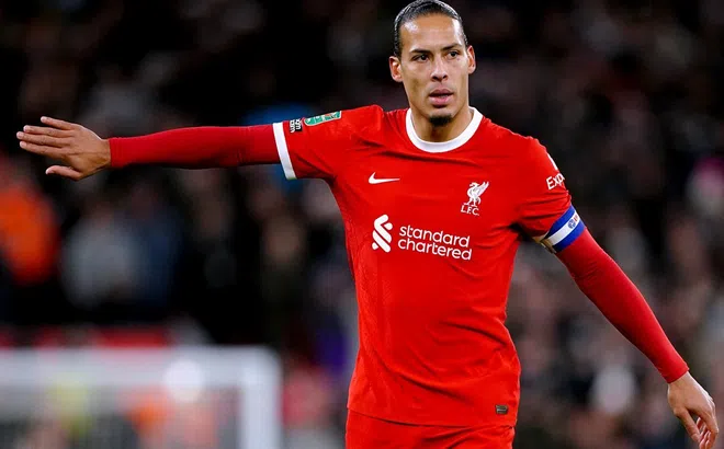 Van Dijk theo chân Klopp rời Liverpool?