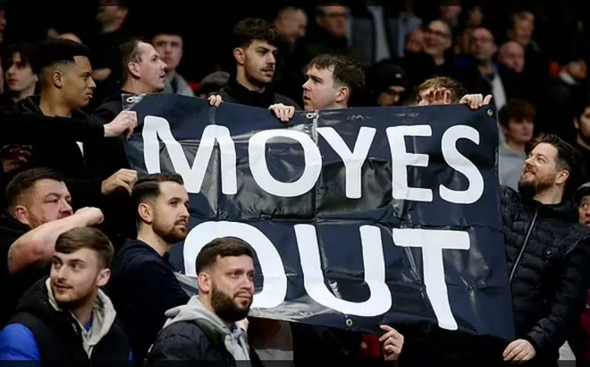 Thua Nottingham Forest, fan West Ham yêu cầu sa thải David Moyes