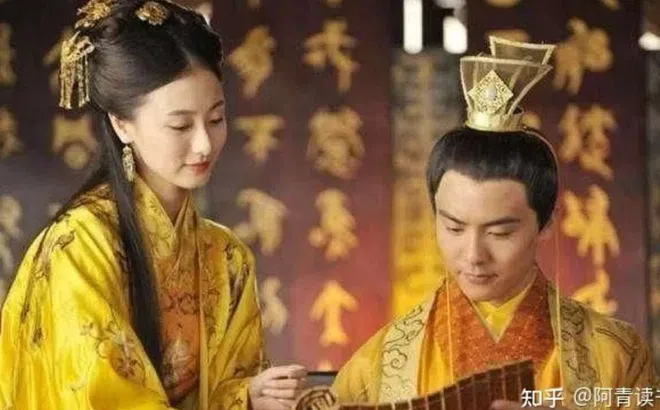 Lý do khiến vị hoàng đế duy nhất lịch sử chỉ cưới một hoàng hậu trong suốt 18 năm trị vì