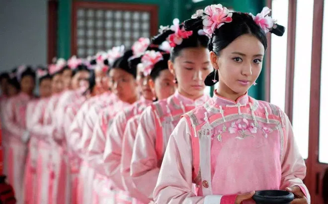 Vì sao cung nữ nhà Thanh chỉ được phép nằm nghiêng, co chân khi ngủ? Lý do đằng sau khiến ai nấy cũng xót xa