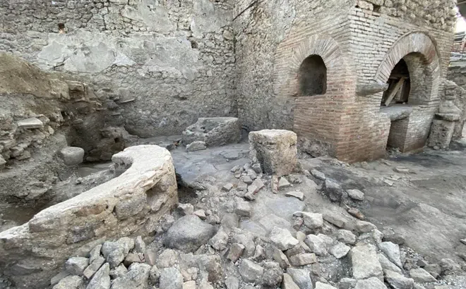 Khai quật 'nhà tù làm bánh' ở Pompeii, hé lộ cuộc sống khốn khổ của nô lệ cách đây 2000 năm