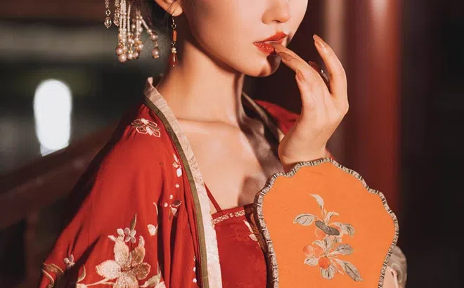 Hoàng đế duy nhất trong lịch sử cho phép phi tần ngoại tình để có con nối dõi