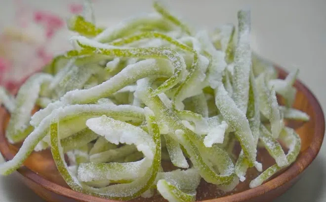 Cách làm mứt vỏ bưởi cực đơn giản ngay tại nhà, không bị đắng, ăn lạ miệng ngày Tết