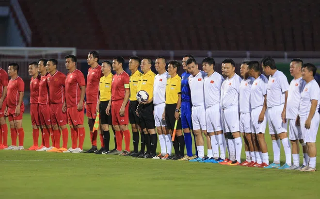 Quang Hải, Văn Quyết tỏa sáng trong trận cầu có HLV Calisto