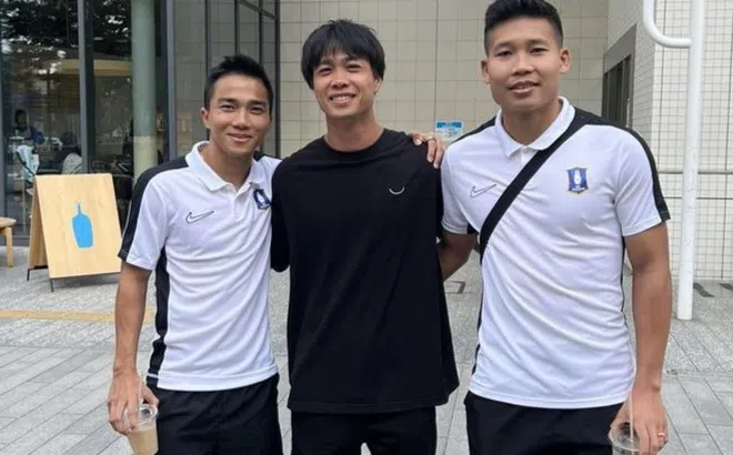 Công Phượng bất ngờ tái ngộ 'Messi Thái Lan' tại Nhật Bản