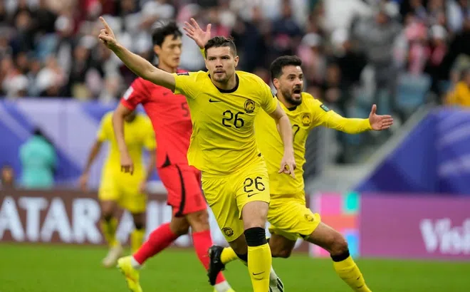 Malaysia hòa 3-3 Hàn Quốc, ngẩng cao đầu rời Asian Cup