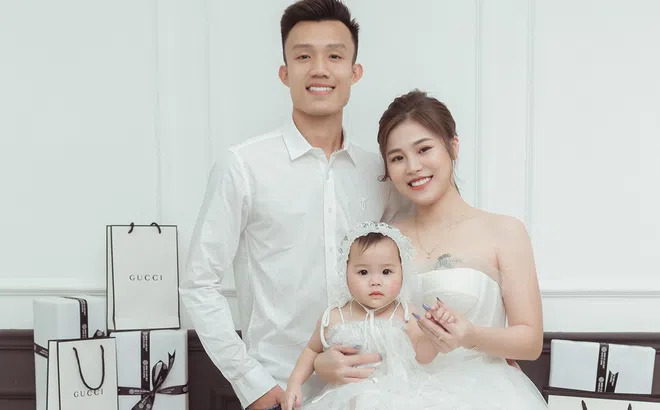 Đám cưới có 'cả trâu lẫn nghé' của cựu tuyển thủ U23 Việt Nam