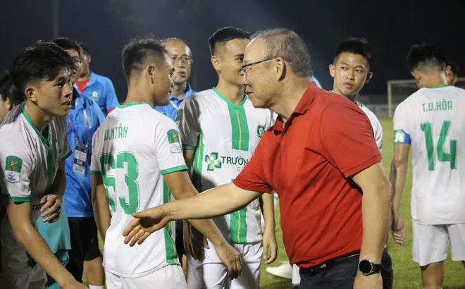 BXH vòng 21 giải hạng Nhất Quốc gia: Nghẹt thở vé thăng hạng