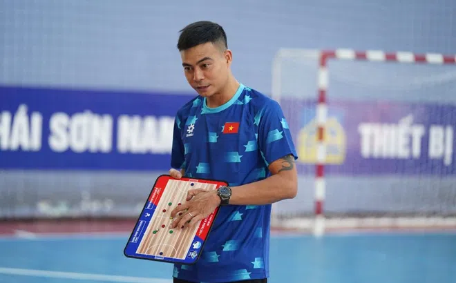 HLV trưởng nói gì khi Việt Nam 'gây sốc' trước đội hạng 8 FIFA?