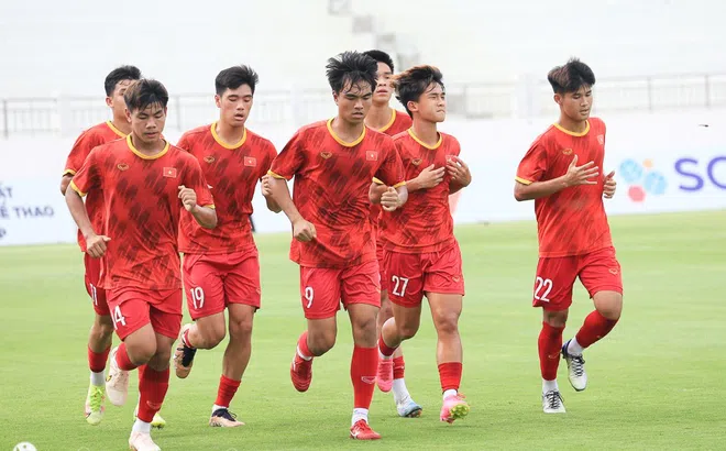 Chốt danh sách U19 Việt Nam sang Indonesia: Bất ngờ cầu thủ Việt kiều