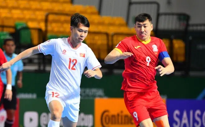 Thực hư việc HLV Tây Ban Nha chê cầu thủ Việt Nam 'kém bước 1'