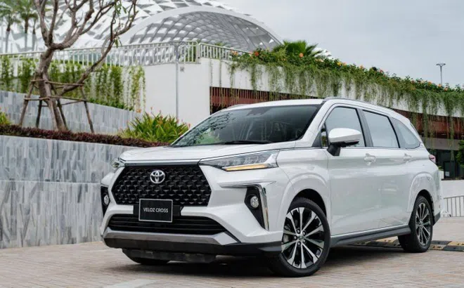 Toyota Veloz Cross bổ sung ưu đãi, quyết đua doanh số với Xpander