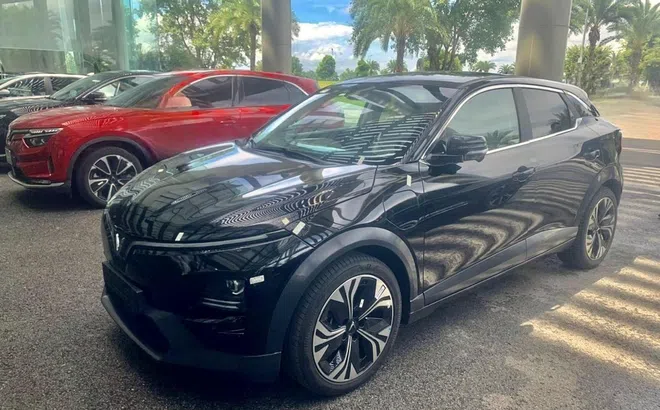 Lộ ảnh thực tế VinFast VF6 bản thương mại, sẵn sàng ra mắt khách Việt trong tháng này