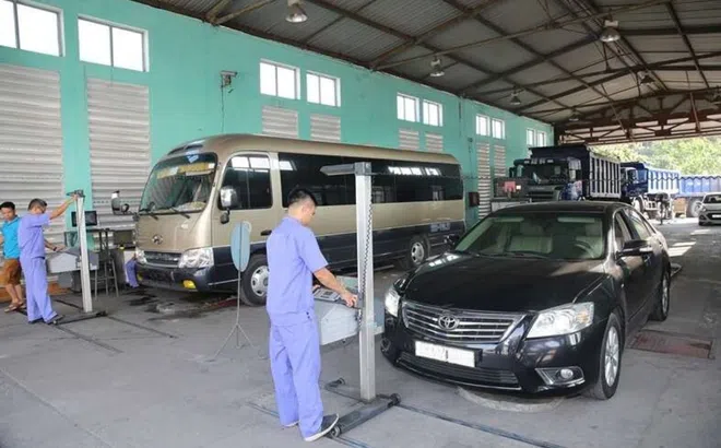 Những chính sách mới bắt đầu có hiệu lực từ tháng 10/2023 mà người dùng ô tô cần biết