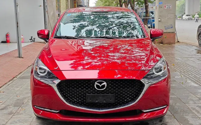 Mazda2 ‘full option’ lăn bánh 1 năm được chào bán với giá ngỡ ngàng