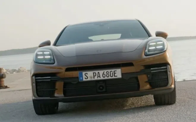 Porsche Panamera thế hệ mới ‘khoe’ khả năng nhún nhảy chẳng khác gì Mercedes-Benz