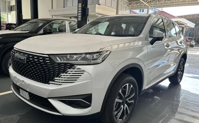 Bị chê "ngáo giá", Haval H6 sắp cho ra lò phiên bản giá rẻ để cạnh tranh Mazda CX-5