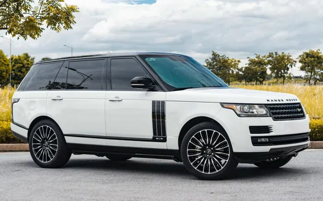 Range Rover Autobiography LWB bán ‘lỗ’ hơn 6 tỷ đồng sau gần 10 năm lăn bánh