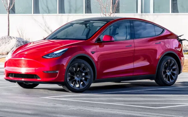 Tesla Model Y ‘cầm chắc’ danh hiệu xe bán chạy nhất châu Âu trong năm 2023?