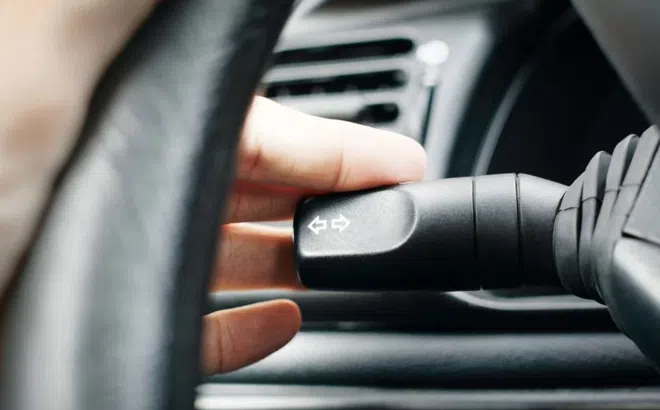 Ô tô sẽ phải có nút vật lý nếu muốn đạt điểm an toàn tối đa?