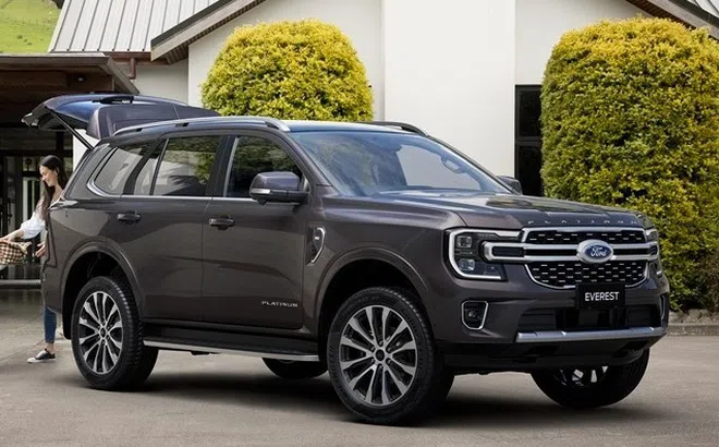 Ford Everest Platinum V6 chào sân thị trường Đông Nam Á: Giới hạn 350 chiếc, giá quy đổi 1,58 tỷ đồng