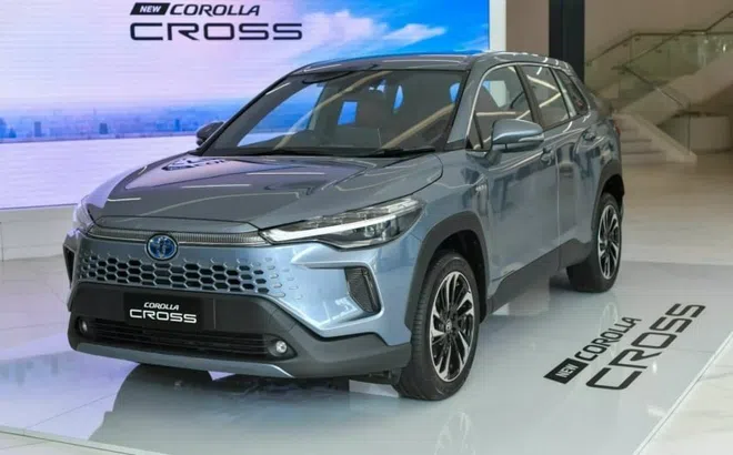 Lô xe Toyota Corolla Cross 2024 đầu tiên cập cảng Việt, dự kiến ra mắt vào tháng 5 tới