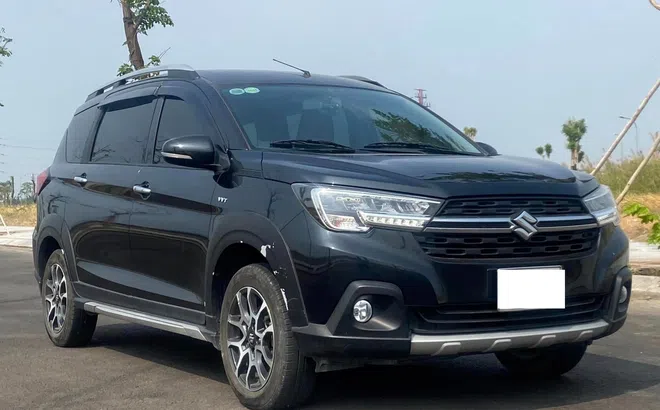 MPV gia đình Suzuki XL7 chạy lướt rớt giá ngỡ ngàng sau 3 năm lăn bánh
