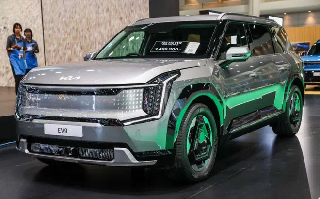 'Mục sở thị' Kia EV9 mới ra mắt Đông Nam Á: SUV điện 3 hàng ghế, tầm hoạt động 680 km