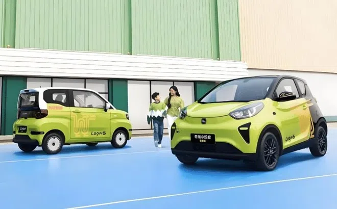 Hãng ô tô xây nhà máy tại Việt Nam vén màn 2 mẫu xe điện mini siêu rẻ, giá quy đổi chỉ từ hơn 100 triệu đồng