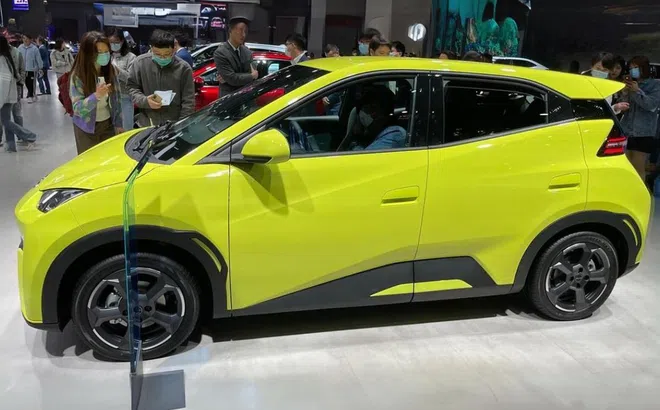 Thương hiệu ô tô sắp về Việt Nam triệu hồi gần 20.000 xe điện do lỗi phần mềm