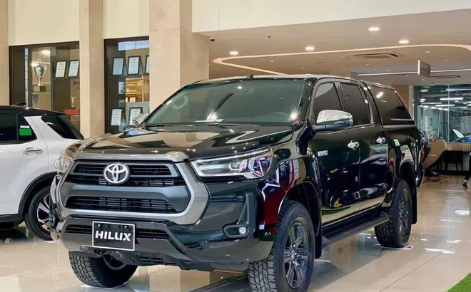 Phản ứng của người tiêu dùng sau khi Toyota Hilux 2024 ra mắt giá khởi điểm chỉ từ 668 triệu đồng?